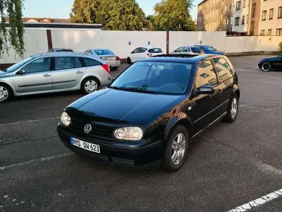 Gebraucht VW Golf IV Highline 101 PS (74 kW) 2000 Schwarz Limousine