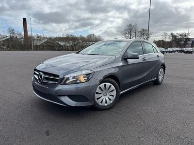 Gebraucht Mercedes A200 136 PS (100 kW) 2013 Grau Limousine