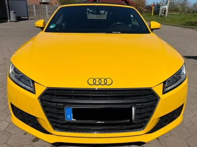 Gebraucht Audi TT Roadster Comfort 179 PS (131 kW) 2017 Gelb Cabrio