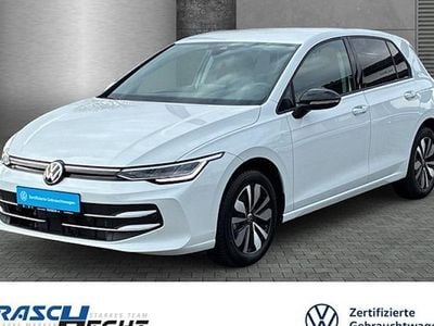 Gebraucht VW Golf VIII Goal 150 PS (110 kW) 2025 Pure white Limousine