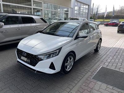 Gebraucht Hyundai i20 Intro Edition 101 PS (74 kW) 2021 Weiß Kleinwagen