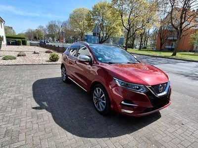 Second-hand Nissan Qashqai Tekna+ 159 CP (116 kW) 2019 Roșu SUV