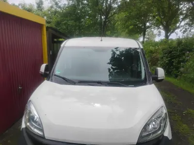 Gebraucht Fiat Doblò 90 PS (66 kW) 2015 Weiß Van / Kleinbus