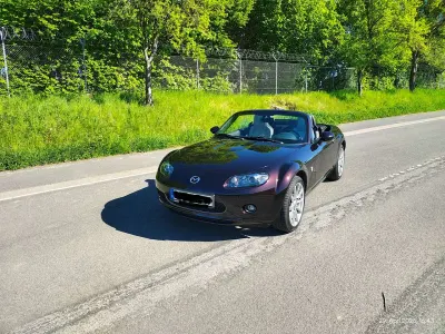 Używany Mazda MX5 160 KM (117 kW) 2007 Purpurowy Kabriolet