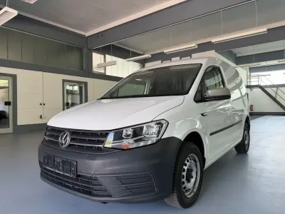 Gebraucht VW Caddy 102 PS (75 kW) 2020 Weiß Van / Kleinbus