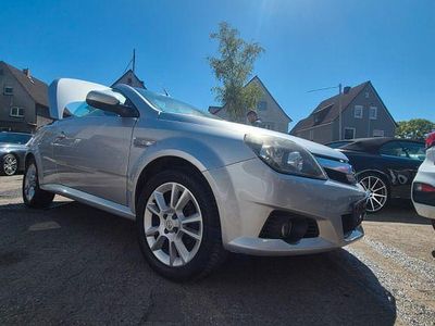 Second-hand Opel Tigra Basis 90 CP (66 kW) 2005 Gri Cabrio