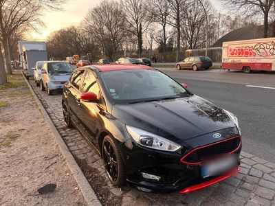 gebraucht Ford Focus 1.5 Ecoboost Sport