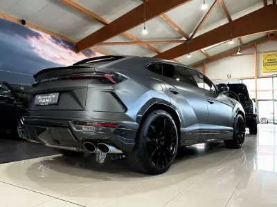 Usata Lamborghini Urus 650 CV (478 kW) 2022 Grigio SUV