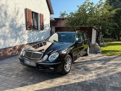 Mercedes E280