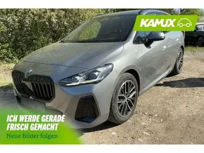 Używany BMW 220 Active Tourer M Sport 211 KM (155 kW) 2023 Szary Minivan