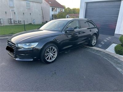 Gebraucht Audi A6 177 PS (130 kW) 2012 Schwarz Kombi