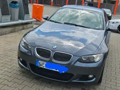 Gebraucht BMW 330 M Sport 231 PS (169 kW) 2009 Grau Coupé