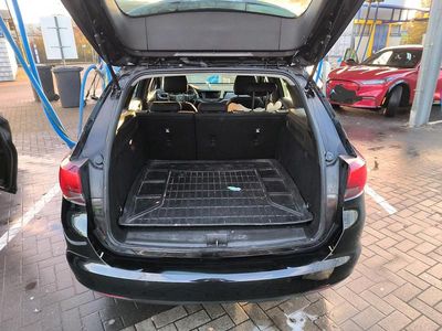 Schwarz Gebraucht 2020 Opel Astra Kombi | 12.222 € (Fairer Preis)