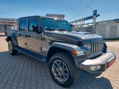 Usado Jeep Gladiator Overland 264 HP (194 kW) 2021 Cinzento Pickup