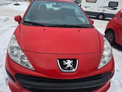 Rot Gebraucht 2007 Peugeot 207 Filou Kleinwagen | 3.000 € (Etwas zu teuer)