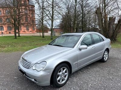 Gebraucht Mercedes C240 Elegance 170 PS (125 kW) 2000 Silber Limousine