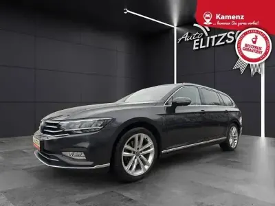 Gebraucht VW Passat Elegance 150 PS (110 kW) 2022 Mangangrau metallic Kombi