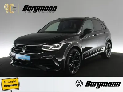 Gebraucht VW Tiguan R-line 150 PS (110 kW) 2023 Schwarz / deep black SUV
