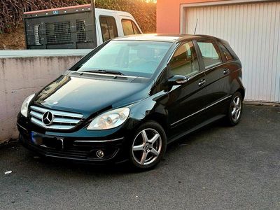 Gebraucht Mercedes B200 193 PS (141 kW) 2007 Schwarz Van / Kleinbus