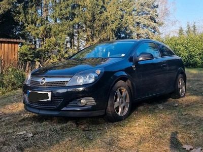 Gebraucht Opel Astra GTC 116 PS (85 kW) 2010 Schwarz Coupé