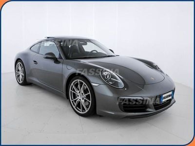 Porsche 911 Carrera