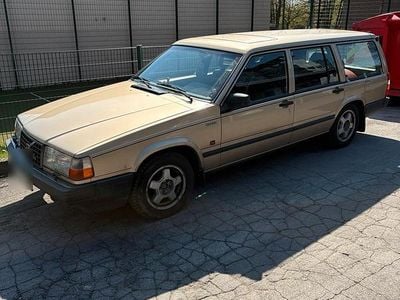Gebraucht Volvo 745 165 PS (121 kW) 1990 Gold Kombi