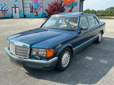 Gebraucht Mercedes 560 242 PS (177 kW) 1986 Blau Limousine