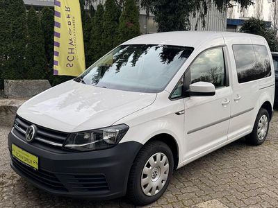 Weiß Gebraucht 2016 VW Caddy Trendline Van / Kleinbus | 9.750 € (Fairer Preis)