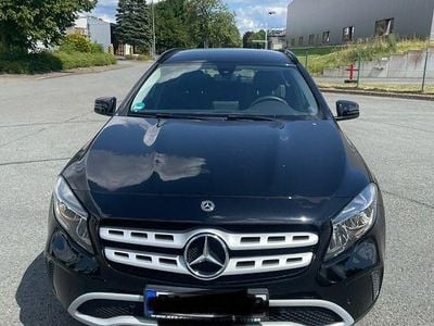 Mercedes GLA180