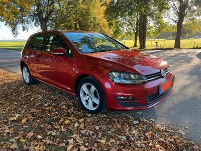 Gebraucht VW Golf VII Comfortline 105 PS (77 kW) 2013 Rot Kleinwagen