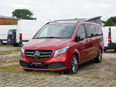 Gebraucht Mercedes V300 Edition 237 PS (174 kW) 2022 Rot Van / Kleinbus