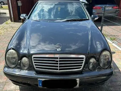 Gebraucht Mercedes CLK230 Elegance 197 PS (144 kW) 2001 Schwarz Cabrio