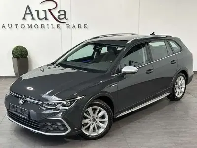 Gebraucht VW Golf Alltrack 200 PS (147 kW) 2022 Uranograu Kombi