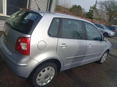 Brugt VW Polo 65 HK (47 kW) 2004 Sølv Hatchback