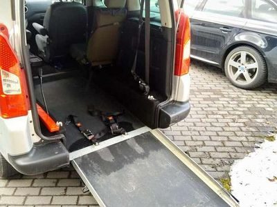 Usata Peugeot TePee 109 CV (80 kW) 2010 Argento Station wagon