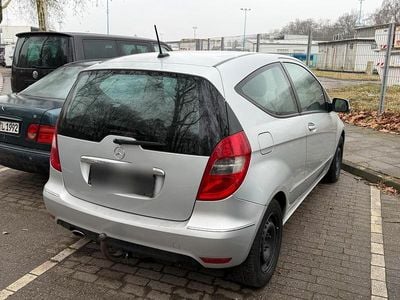 Gebraucht Mercedes A180 Avantgarde 109 PS (80 kW) 2011 Silber Kleinwagen