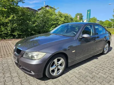 Gebraucht BMW 320 163 PS (119 kW) 2007 Sparkling graphite metallic Limousine