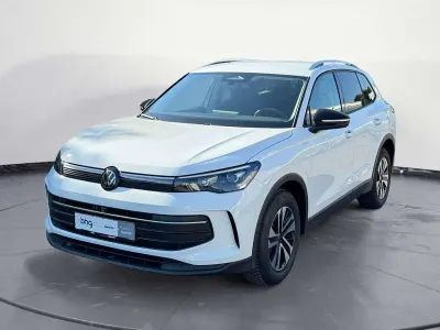 Neu VW Tiguan S 150 PS (110 kW) 2026 Pure white SUV