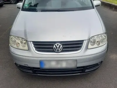 Gebraucht VW Touran Basis 102 PS (75 kW) 2004 Silber Van / Kleinbus
