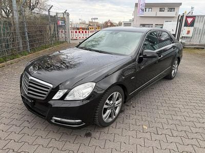 Gebraucht Mercedes E350 Avantgarde 265 PS (194 kW) 2012 Schwarz Limousine