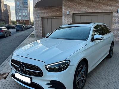 Usata Mercedes E300 AMG 306 CV (225 kW) 2022 Bianco Station wagon