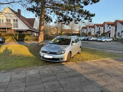 Gebraucht VW Golf VI Highline 122 PS (89 kW) 2010 Silber Kleinwagen