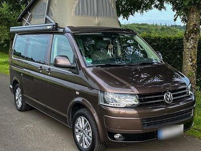 Gebraucht VW California Comfortline 179 PS (131 kW) 2015 Braun Van