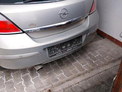 Gebraucht Opel Astra 105 PS (77 kW) 2005 Limousine