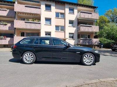 Usata BMW 520 Luxury Line 184 CV (135 kW) 2014 Nero Station wagon