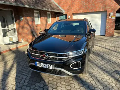 Gebraucht VW T-Roc Move 150 PS (110 kW) 2024 Schwarz SUV