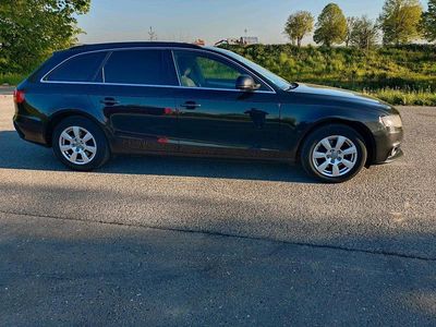 Używany Audi A4 Attraction 136 KM (100 kW) 2009 Czarny Kombi