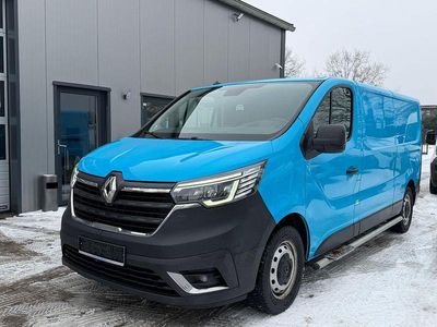 Gebraucht Renault Trafic Komfort 150 PS (110 kW) 2022 Blau Van / Kleinbus