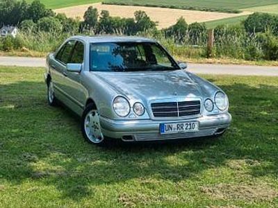 Mercedes E430