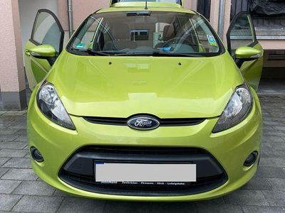 Second-hand Ford Fiesta Trend 82 CP (60 kW) 2011 Verde Hatchback